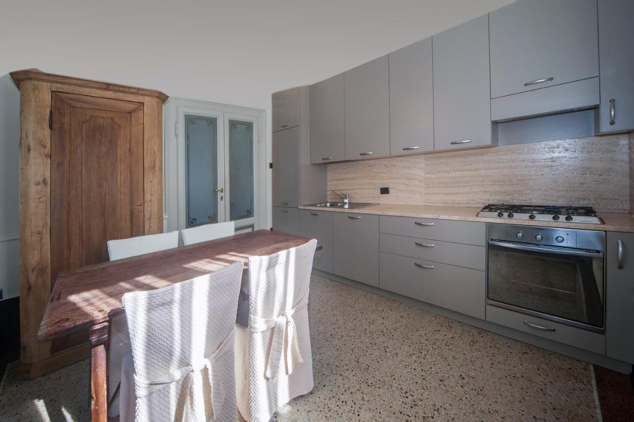 Villa Sofia Сулцано Екстериор снимка